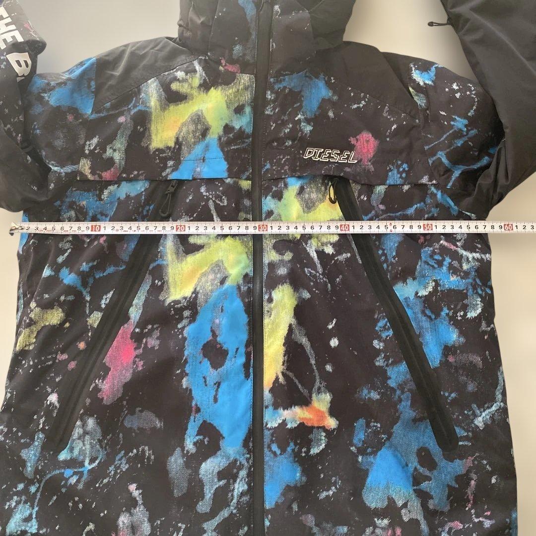 未使用品　DIESEL スノーボードウェア　14Y ダウンジャケット　ブルゾン