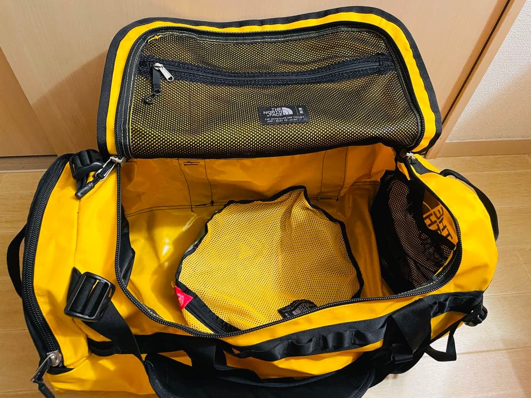 【値下げ】ノースフェイスイエローダッフルバッグM 71L 2way美品