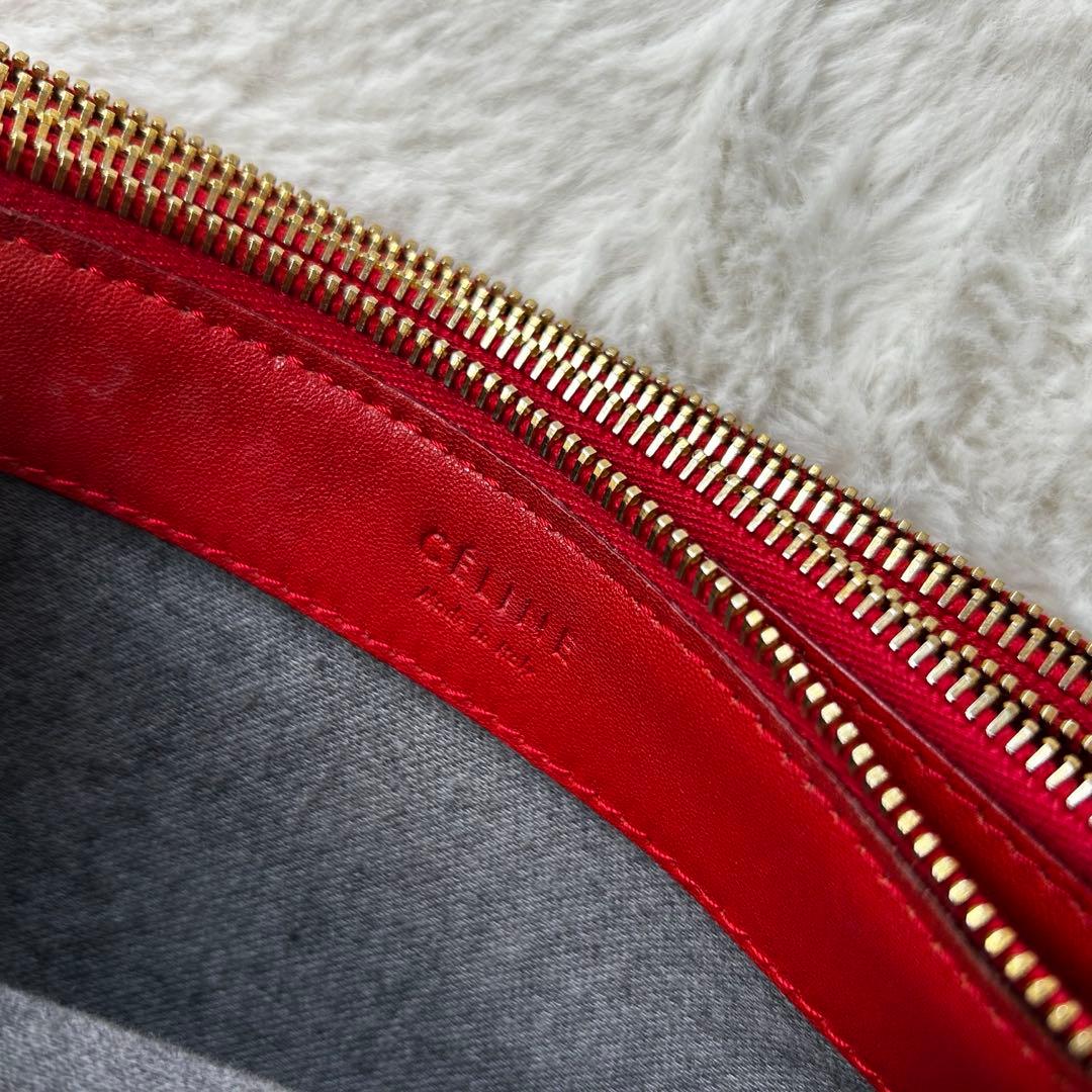 美品✨　CELINE トリオ　本革　ショルダーバッグ　旧ロゴ　赤