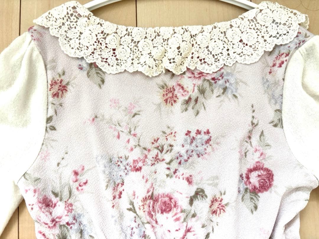 リズリサ　ビッグリボン付き　レース襟　薔薇　花柄　長袖ワンピ