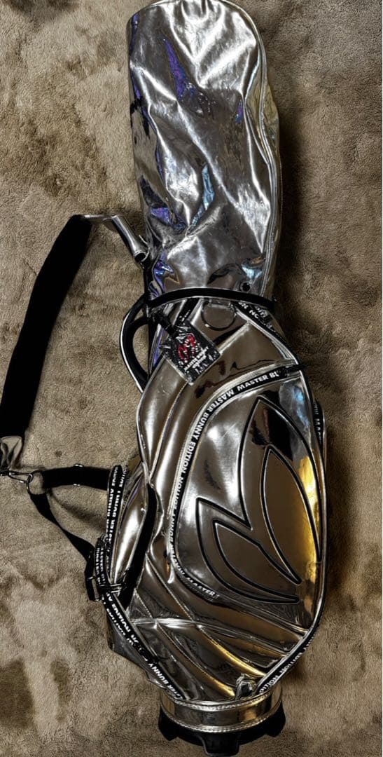 マスターバニーエディション エナメル キャディバッグ【限定店舗展開アイテム】