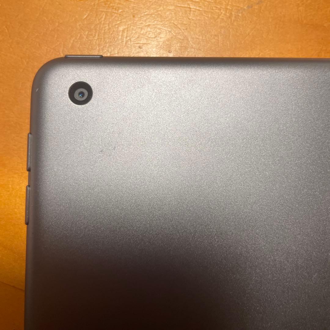 【美品】Apple iPad7 スペースグレー 10.2インチ