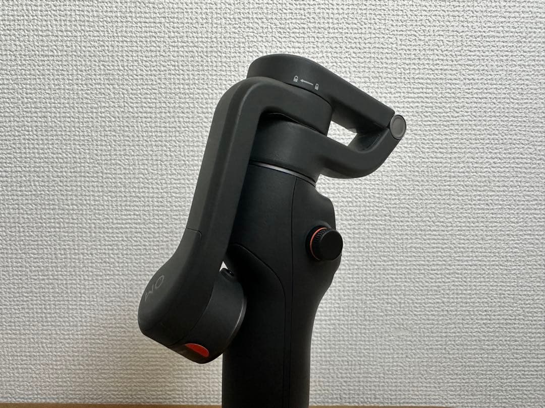 DJI Osmo Mobile 6（スマホ用ジンバル）