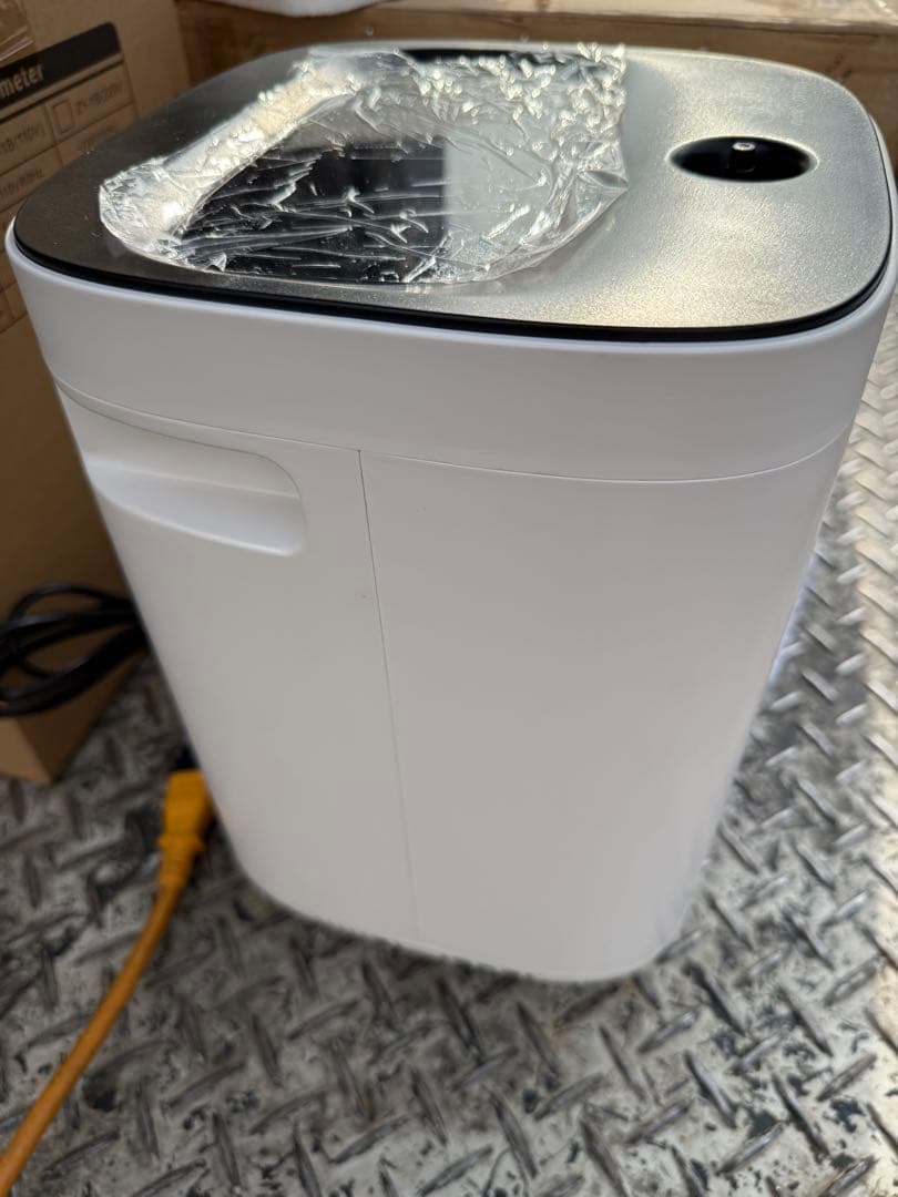 美品finron 4時間のみ使用！酸素発生器　ZY-1Bリモコン付