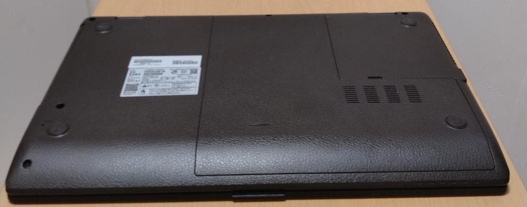 富士通 Ryzen 3 3300U/SSD256GB/メモリ8GB