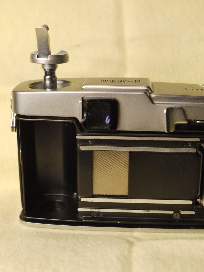 OLYMPUS PEN F 整備済み、完動美品　ボディのみ　NO.108542