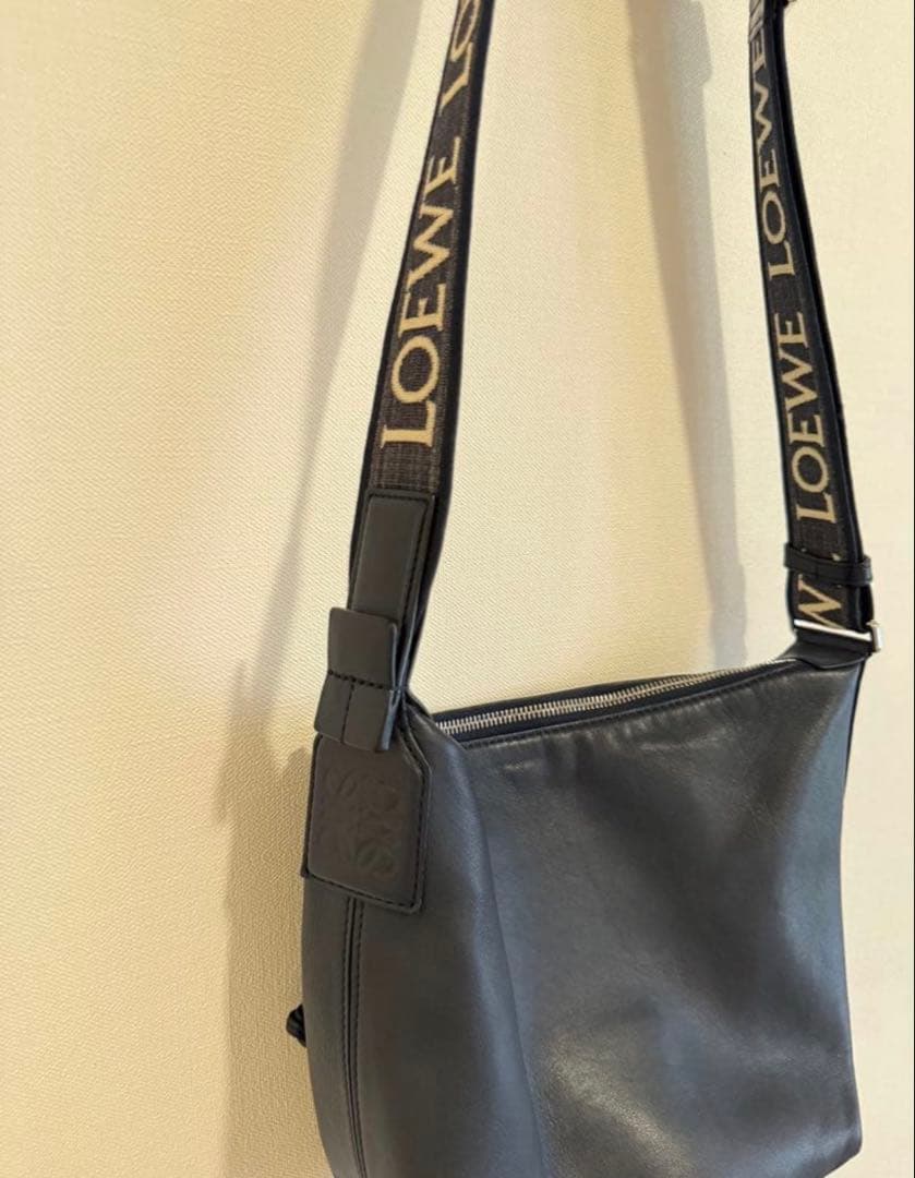 LOEWE キュービィ クロスボディバッグ スモール