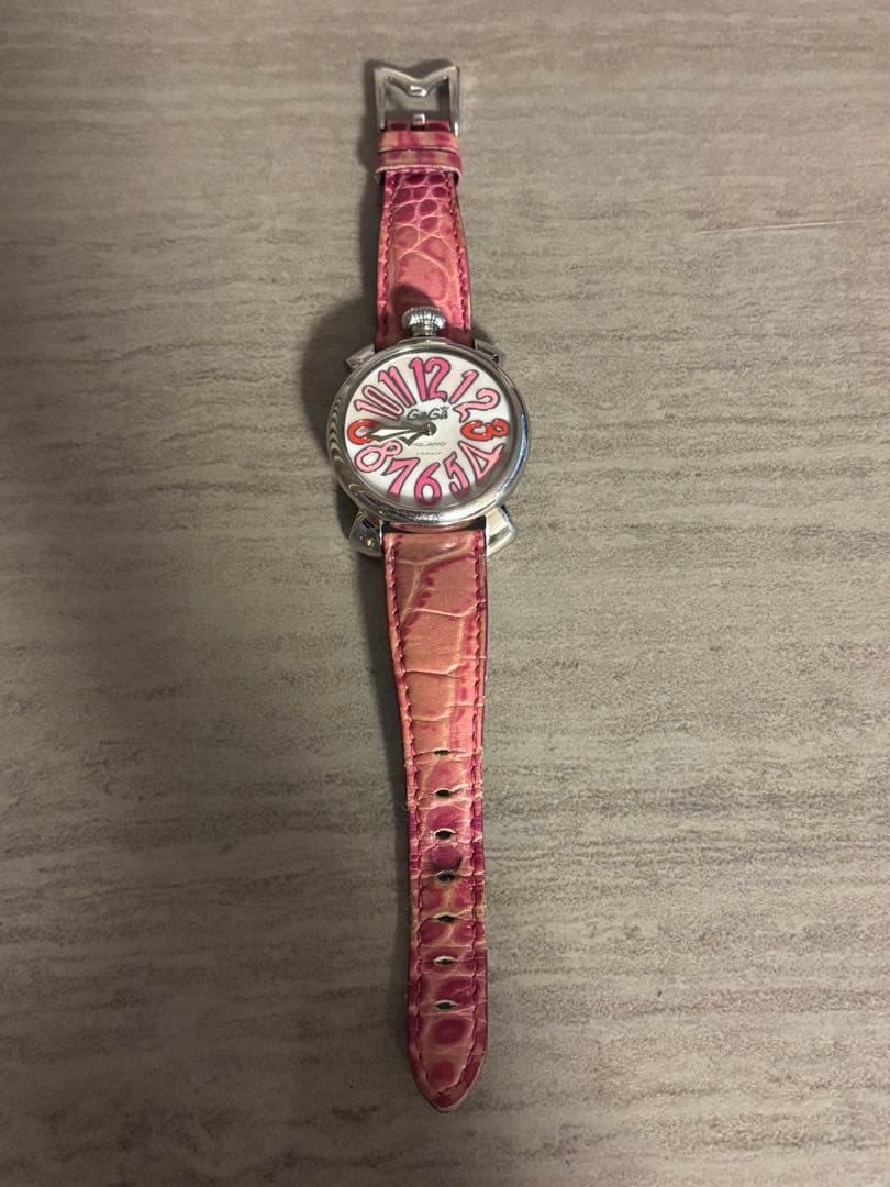 GaGaMILANO 腕時計　ベルト2本付き