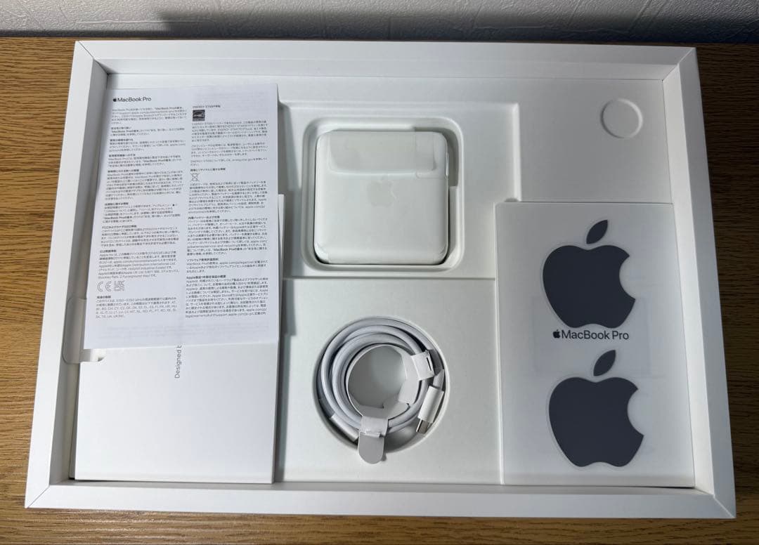 MacBook Pro2022 M2 スペースグレー 本体 SSD512GB