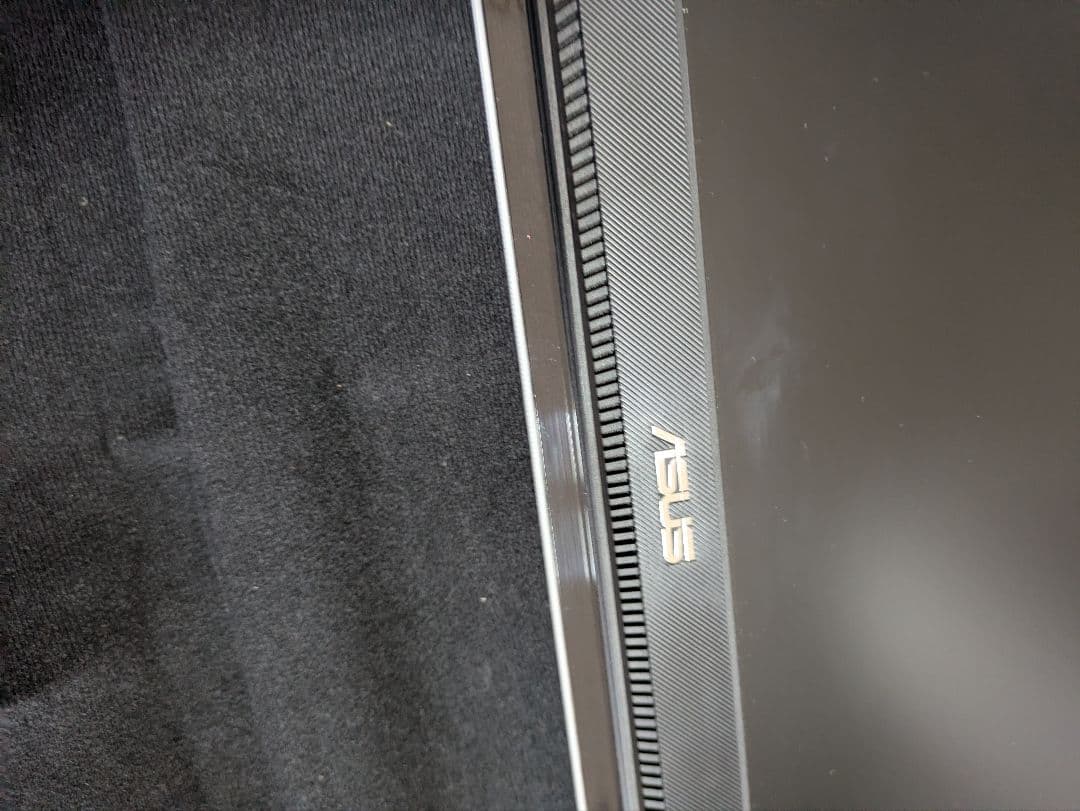 ASUS モバイルモニター ZenScreen MB249c　おまけ付き