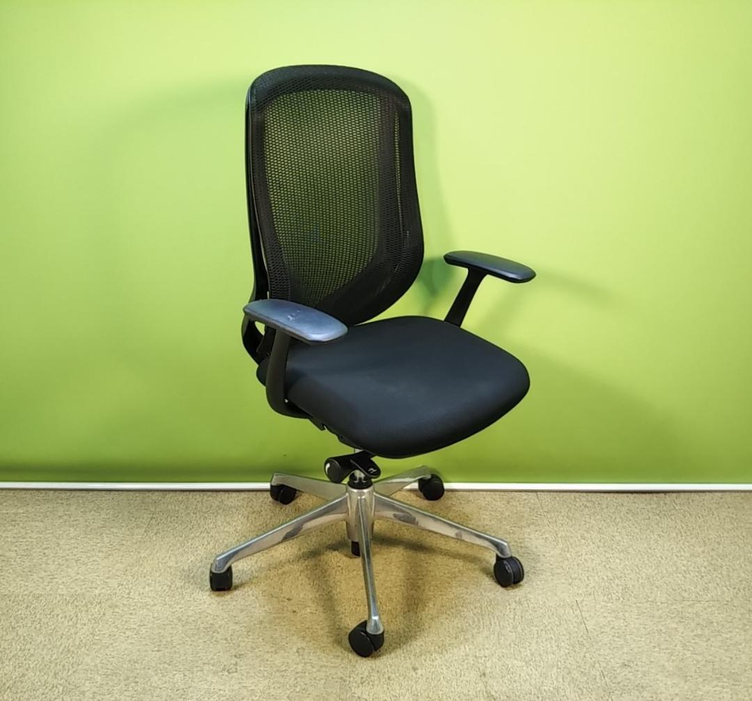 Dust EJK　ao オカムラ　シルフィーチェア　2017年　ハイバック