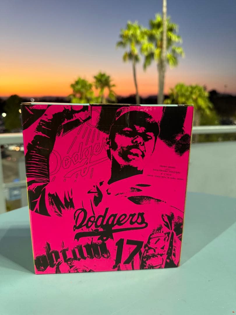 h*m様 訳あり　大谷翔平　ボブルヘッド　投手　ドジャース　来場者限定　冊子付