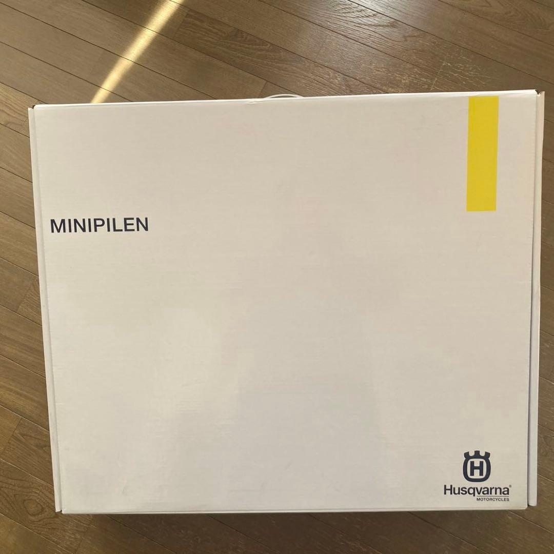 ハクスバーナキックバイク送料込みメルカリ便