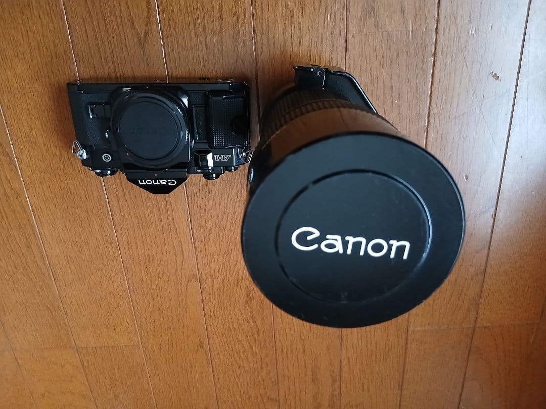 Canon A-1 フィルム一眼レフカメラ FD300mm f4レンズ付き