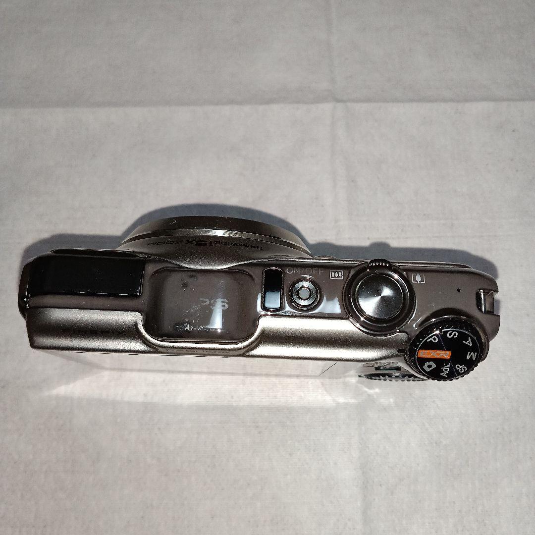 FUJIFILM F550EXR 15倍ズーム　充電器　SDカード付