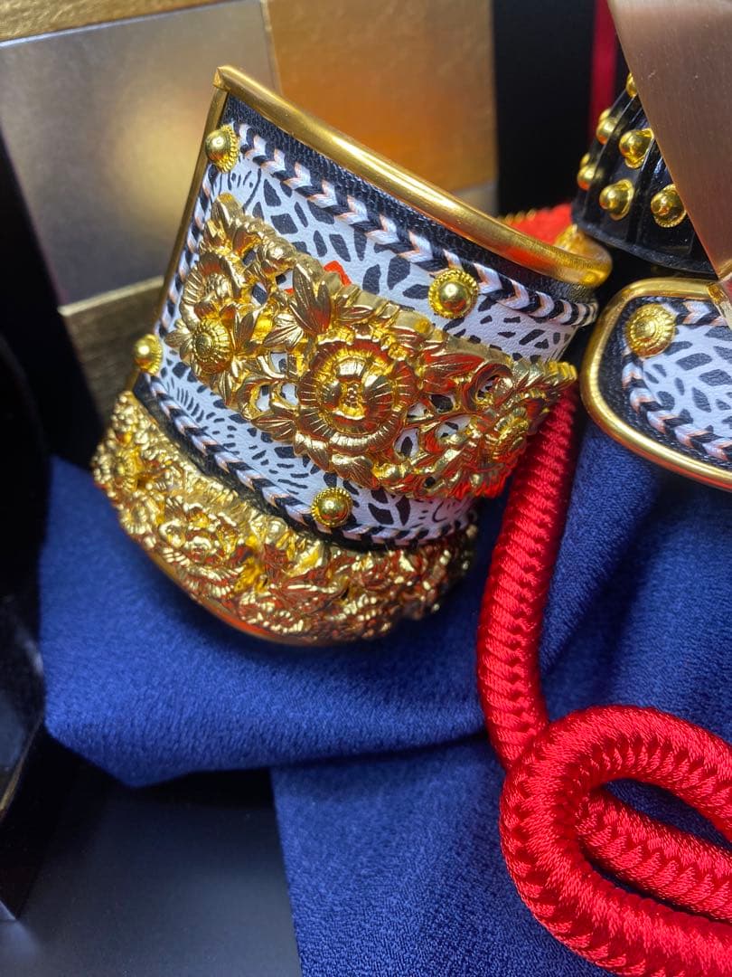 東京久月　五月人形　兜飾り平飾りセット　正絹糸　コンパクトサイズ