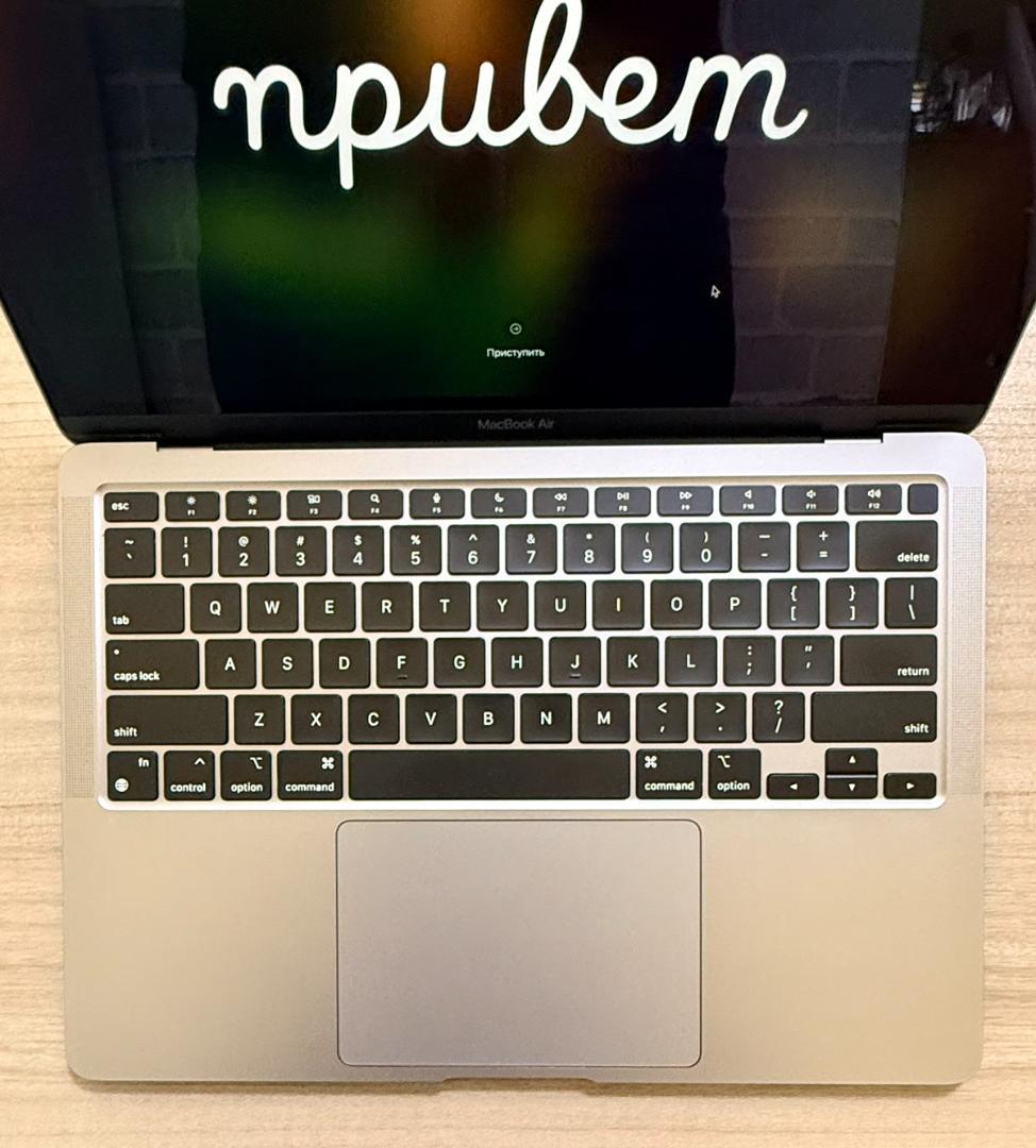 【美品】Apple MacBook Air (M1, 2020)