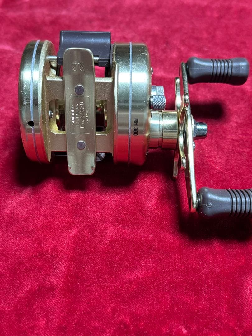 シマノ カルカッタ　200XT