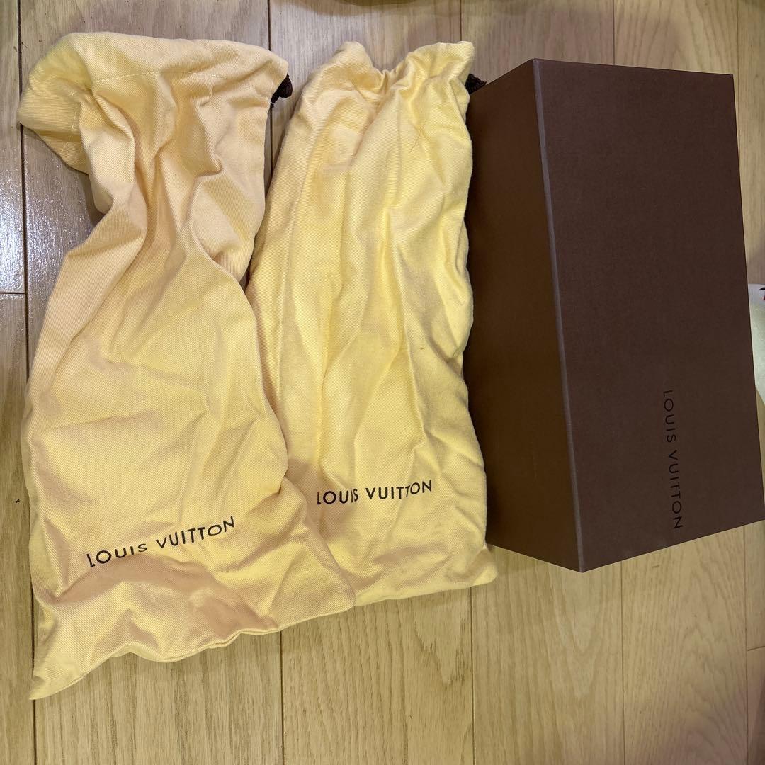 Louis Vuitton フラットシューズ