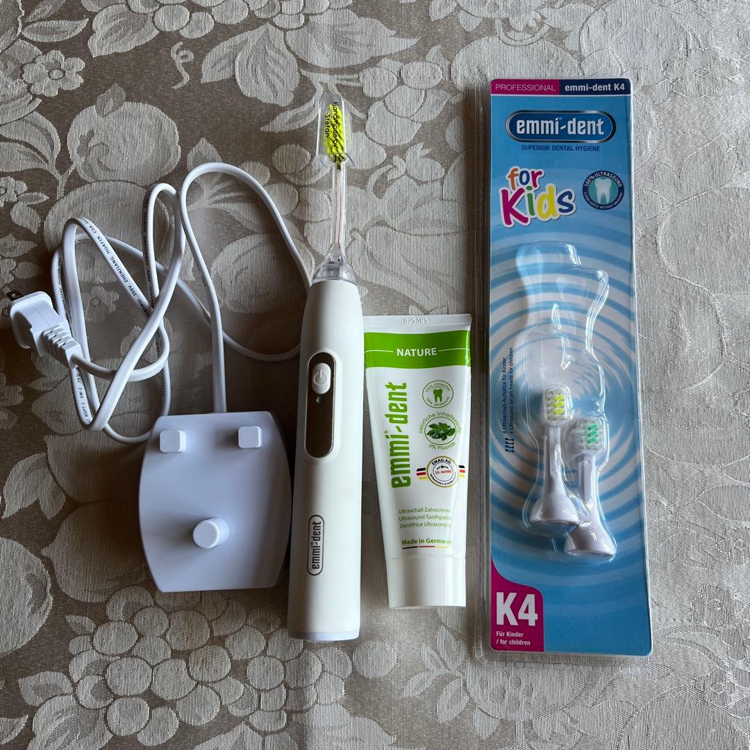 エミデント【ドイツ製】超音波電動歯ブラシ本体、専用歯磨き粉、子供ブラシ2本付