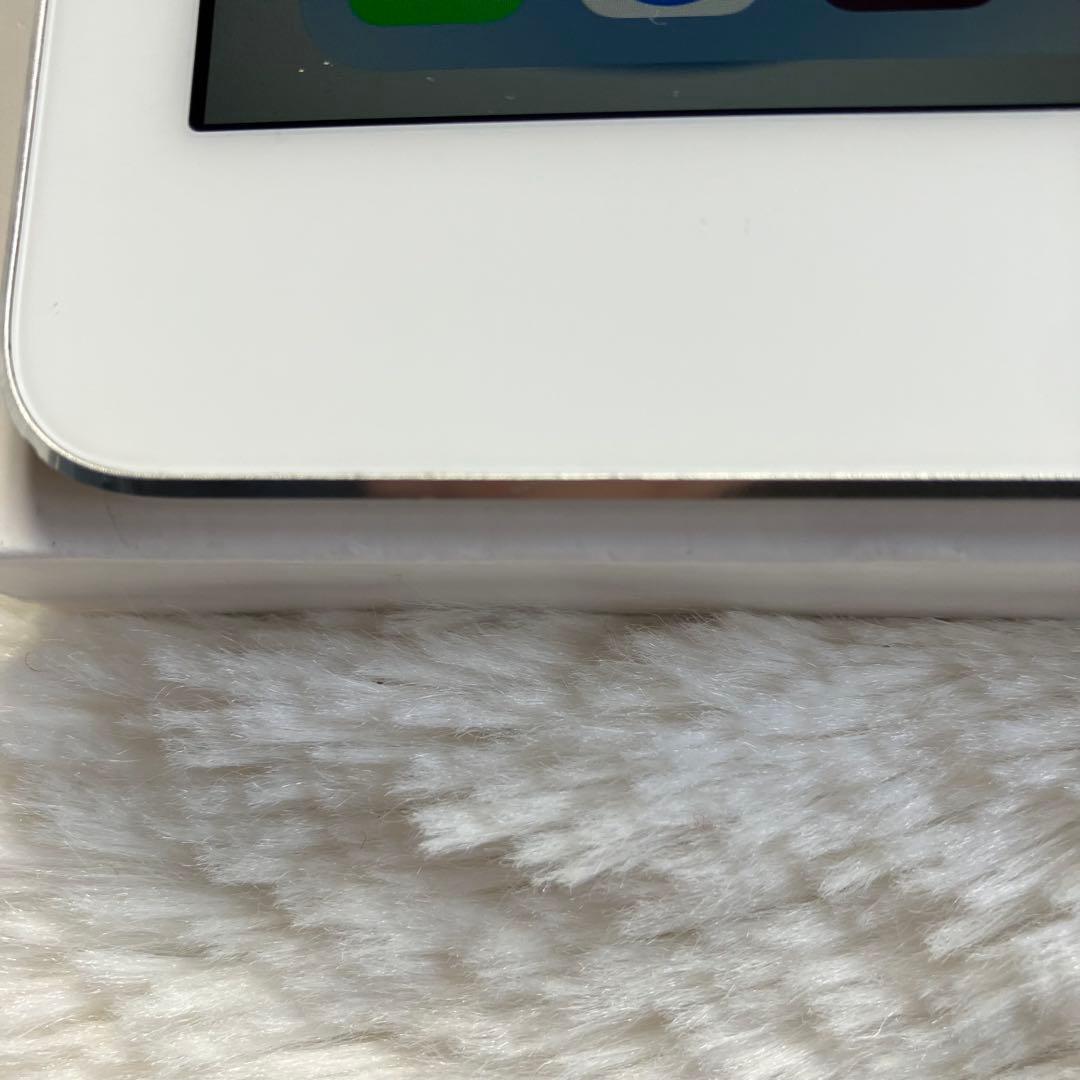 【早い者勝ち】iPad Air2 64GB SIMフリー【すぐ発送】