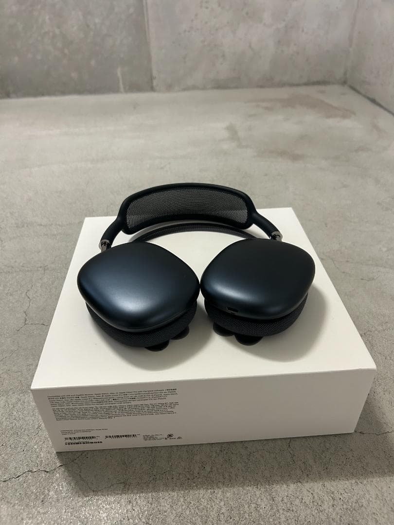 Apple AirPods Max 第二世代（USB-C）ミッドナイト