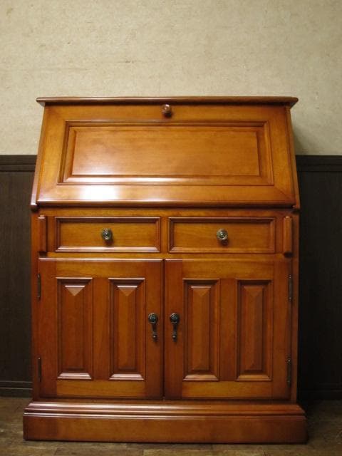 横浜ダニエル Daniel 樺材 無垢 スパニッシュ ライティングビューロー