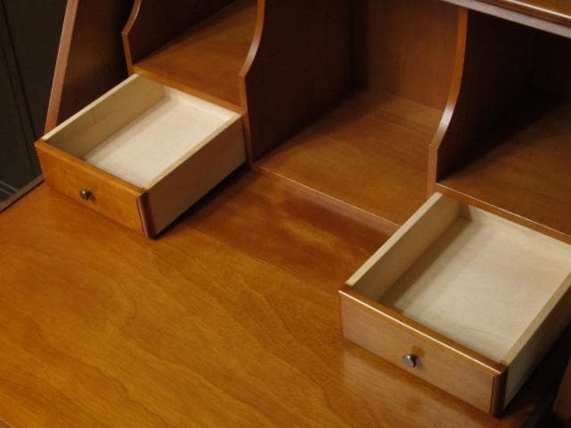 横浜ダニエル Daniel 樺材 無垢 スパニッシュ ライティングビューロー