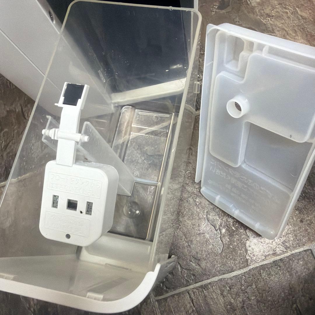 三菱　衣類乾燥機　除湿機　MJ-M100TX-W