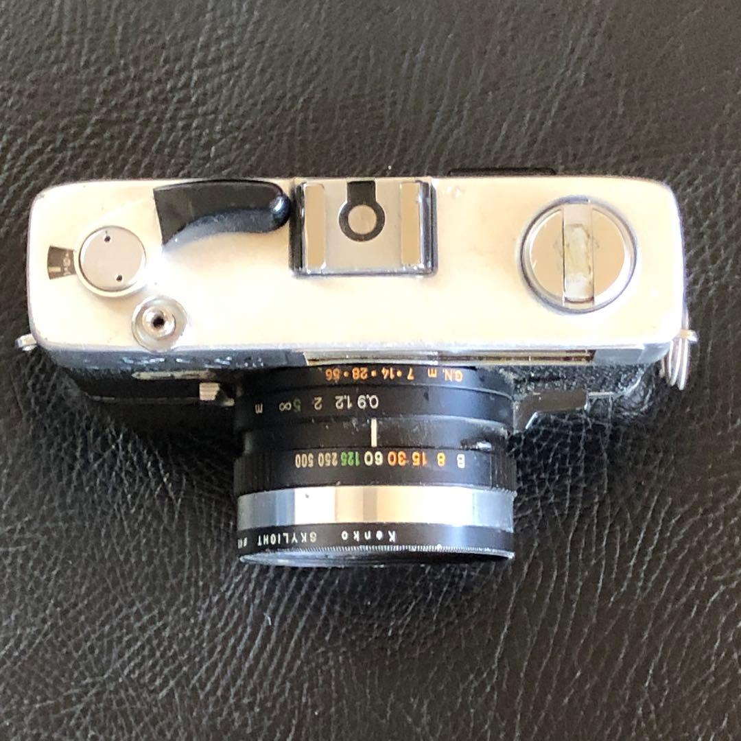 カバー付き　コニカC35FD ヘキサノン38mmF1.8 フィルムカメラ