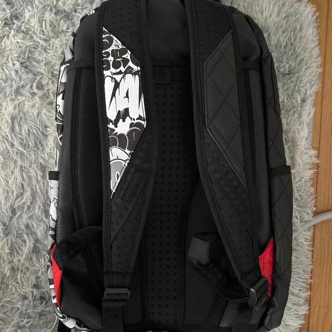 【美品】SPRAYGROUND ハーフデザイン バックパック ブラック×モノクロ