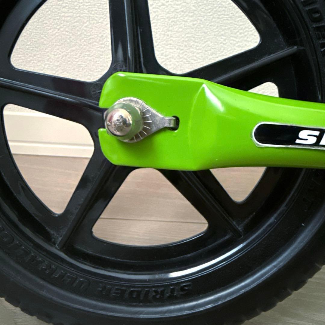 STRIDERストライダーグリーンスポーツモデルSPORT 12インチカバー付き