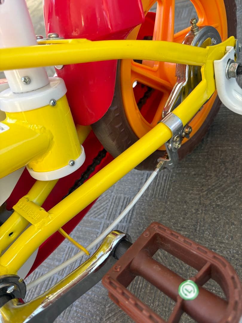 アンパンマン　幼児用自転車　12インチ