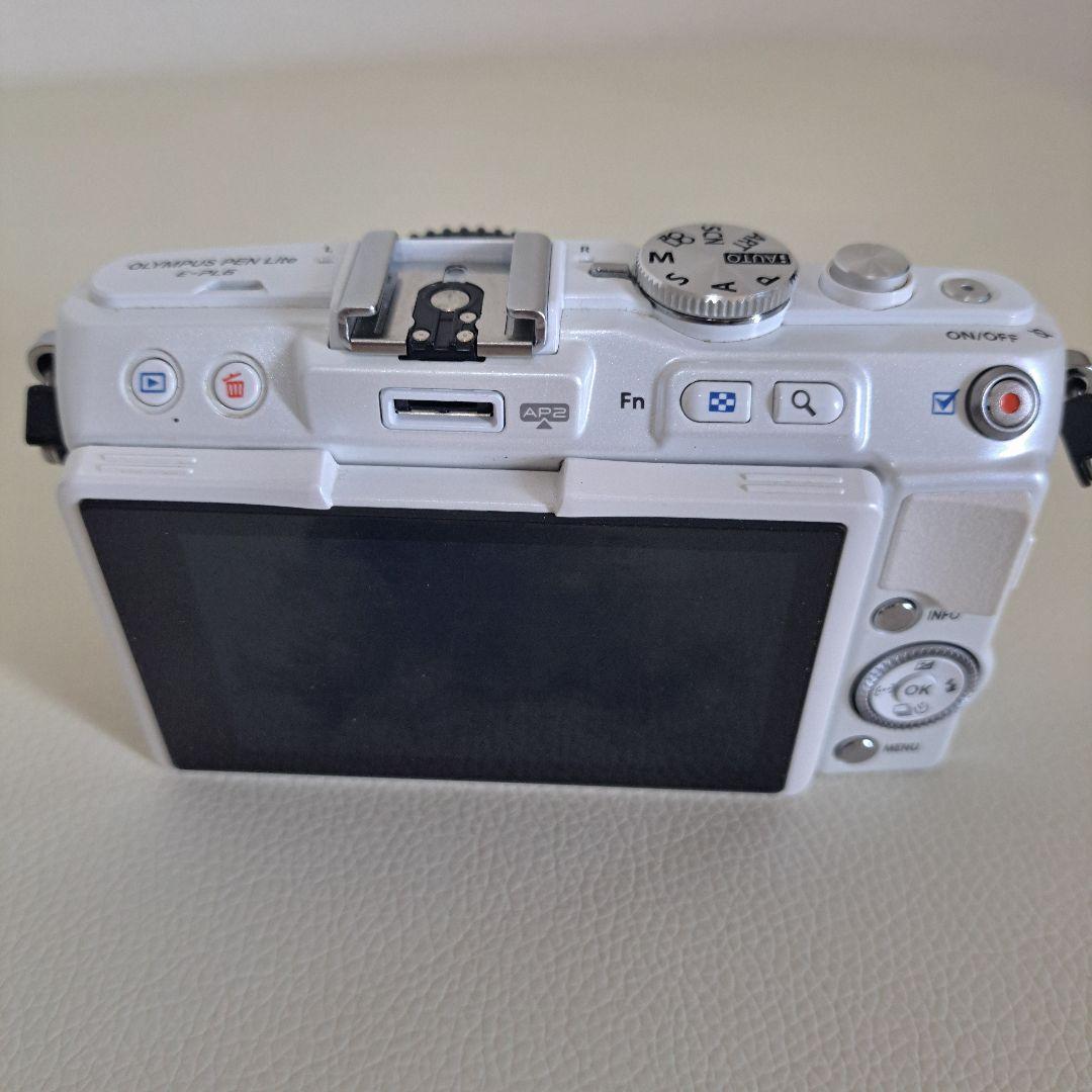 【動作未確認】ジャンクOLYMPUS PEN Lite E-PL6 ホワイト