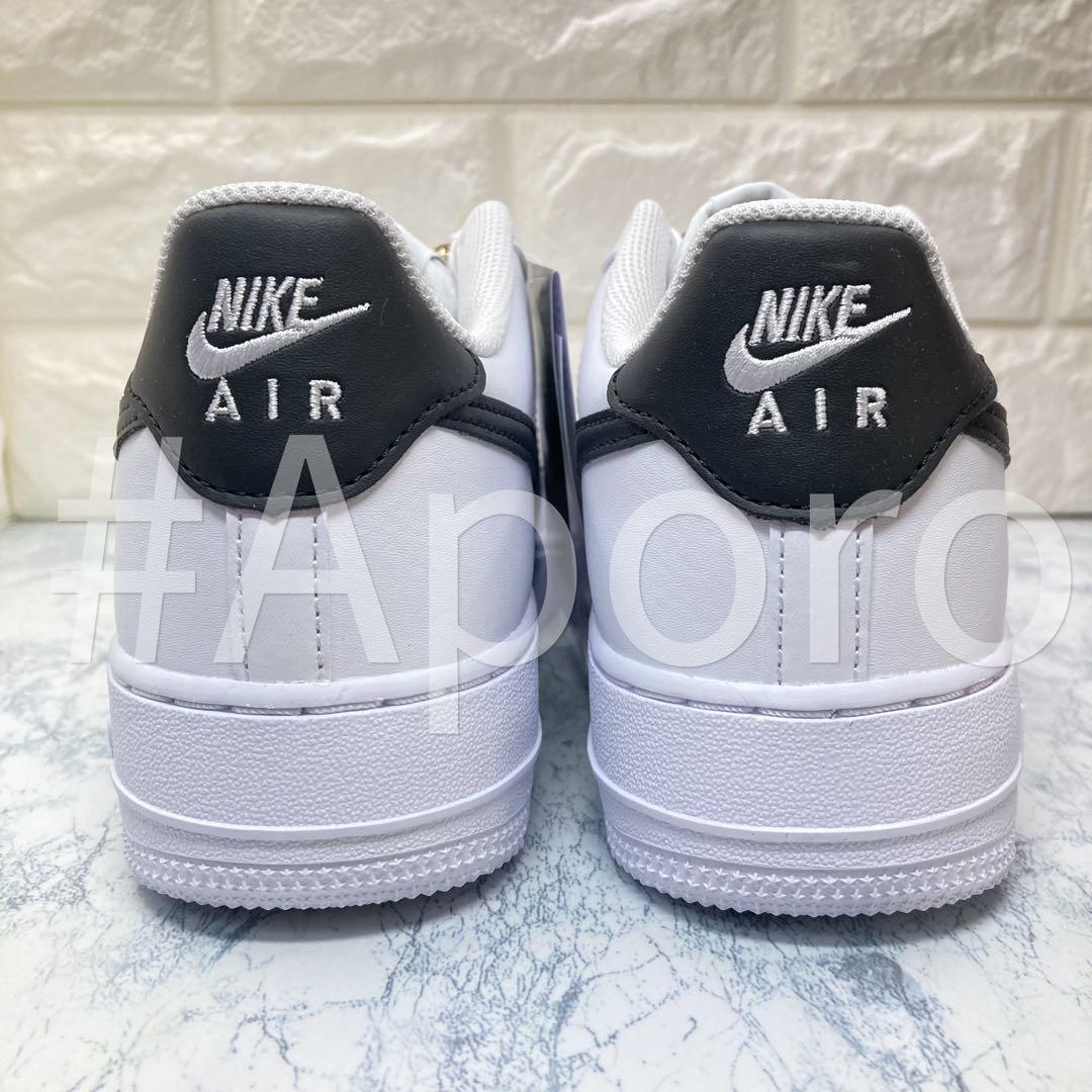NIKE ナイキ AIR FORCE 1 エアフォース1 ホワイト 黒 23.5