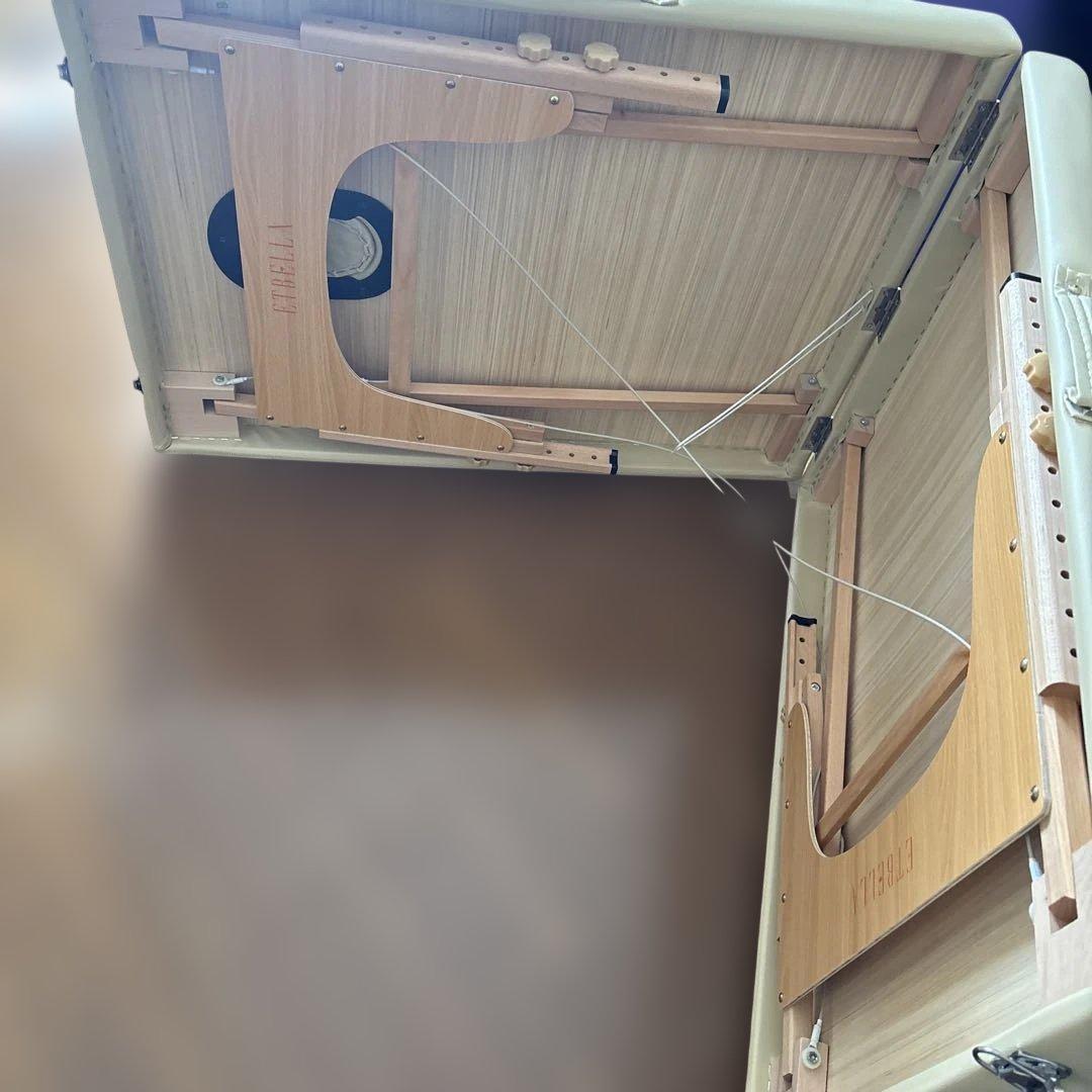 ETBELLA 折りたたみマッサージベッド 専用キャリーバッグ付き