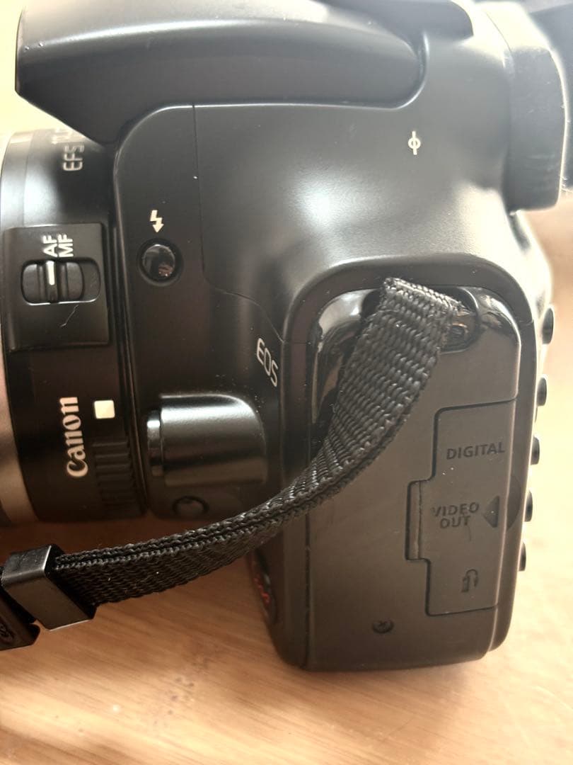 Canon EOS Kiss Digital 一眼レフ カメラ レンズ2本