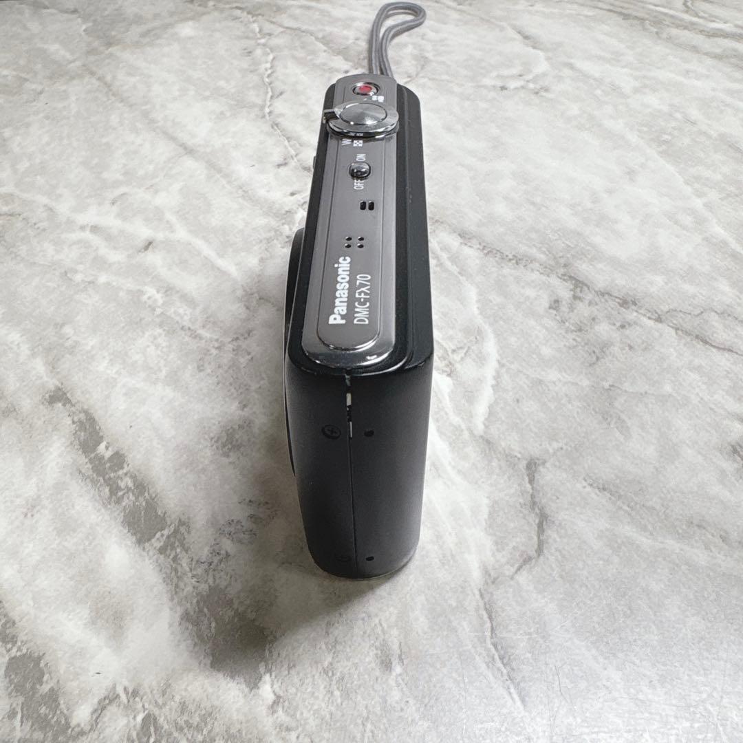 〖美品！動作確認済み！〗Panasonic LUMIX DMC-FX70デジカメ