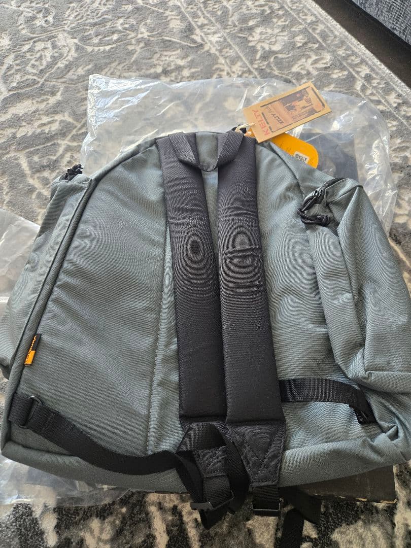 kelty　サイドポケット　ワイドデイパックリュック