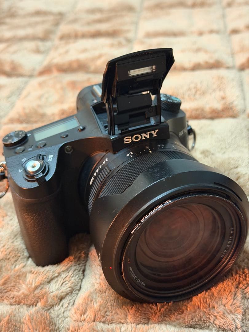 SONY RX10 IV ZEISSレンズ搭載