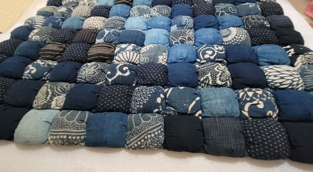 藍染め　古布　木綿　高級手芸品　120 × 67cm　なが座布団　上質　美品