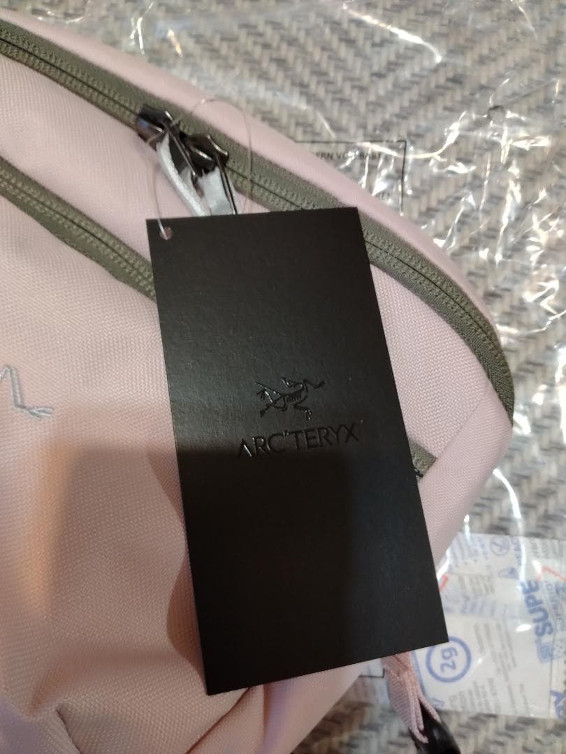 アークテリクス　マンティス2　レアカラー　ピンク　新品