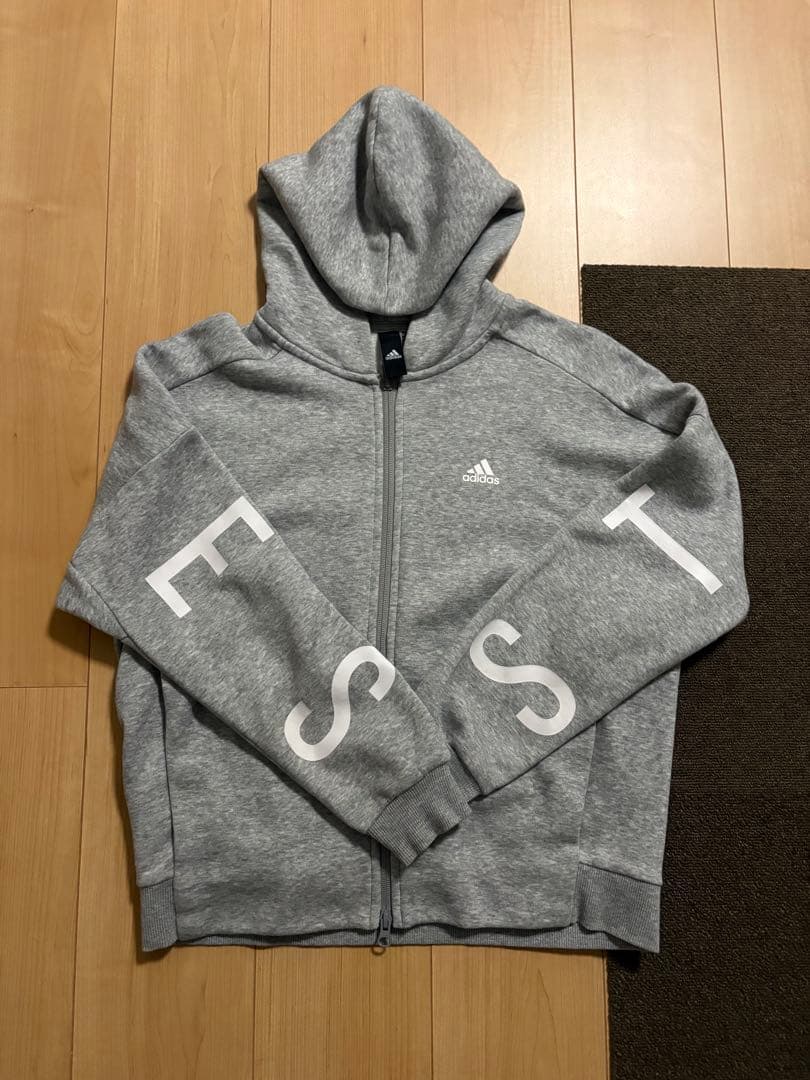 【美品】adidas レディース グレー ジャージ上下セット