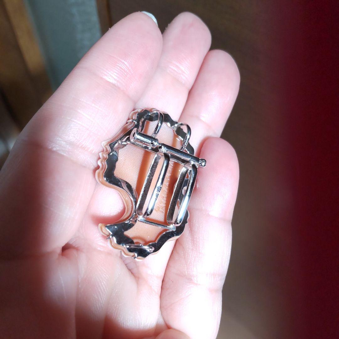 小春日和様　　k18WG　シェルカメオブローチ＆　パルラーティ　ダイヤ付