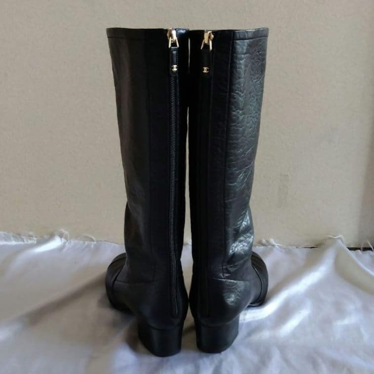 CHANEL 乗馬ブーツ 黒 39C 軽量 本革　箱　保存袋　大丸