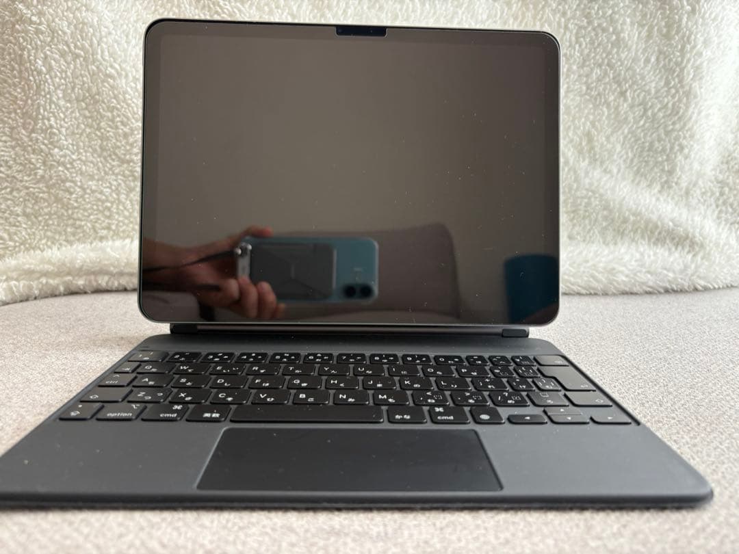 iPad Air M2 11インチ 128GB + Magic Keyboard