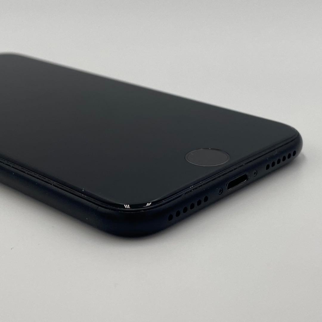 Apple iPhone SE 64GB SIMロックなし