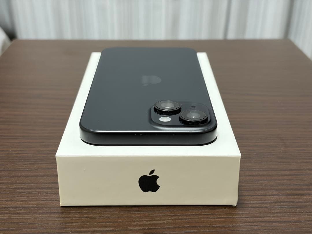 Apple iPhone 15 128Gブラック 本体