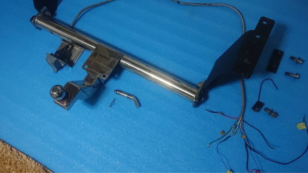 ヴェルファイア20 アルファード20 ヒッチメンバー 送料込 価格