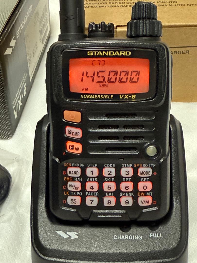 美品 八重洲無線 VX-6 standard 急速充電器付き ヤエス YAESU